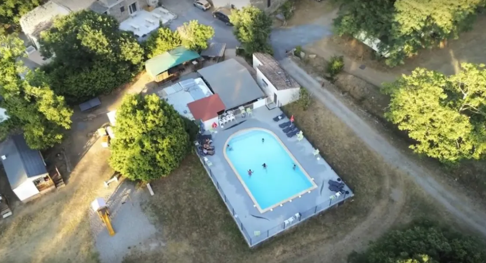 piscine vue de haut
